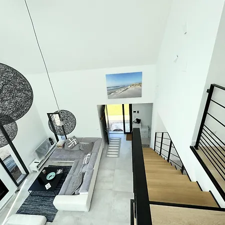 Superbe Contemporaine Avec Piscine, Sainte Marine Combrit